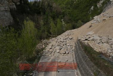 Riaperta la Fondovalle ma ancora lavori in corso