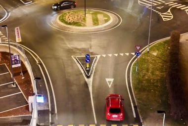 Pianoro, nuova illuminazione pubblica, pensiline e passaggi pedonali