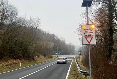 Fondovalle, insegne luminose all’incrocio Loiano-Monzuno