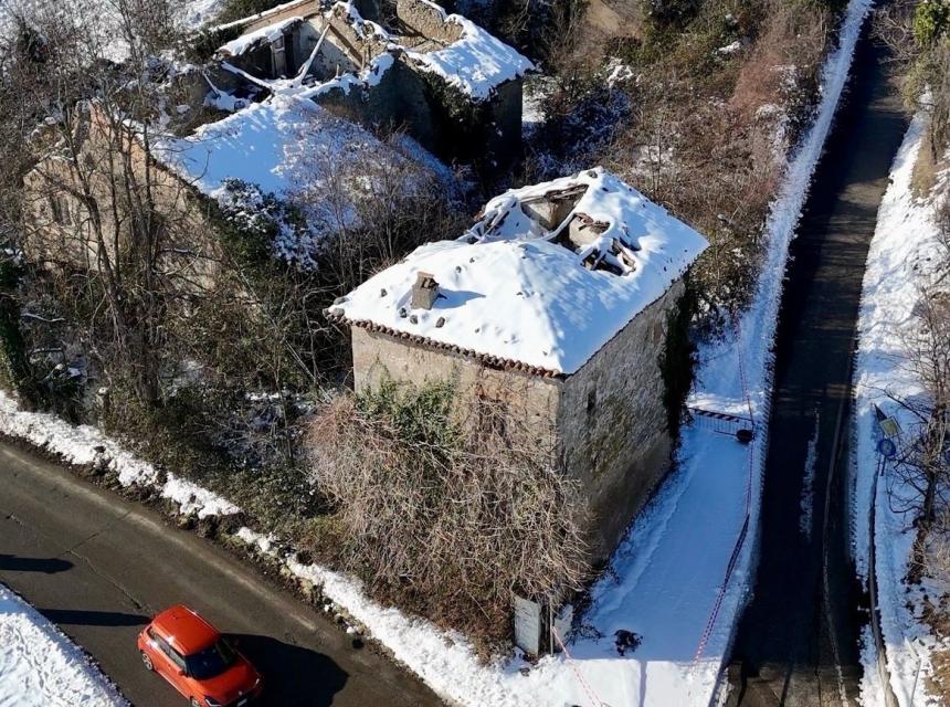 "Entro 10 giorni mettere in sicurezza il fabbricato pericolante della Guarda"